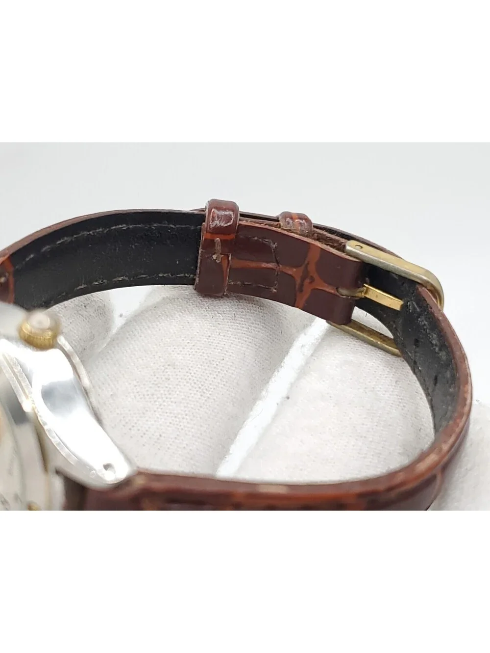 Watch-it Quartz Women Watch New Batter Silver Tone White Date Dial 23mm